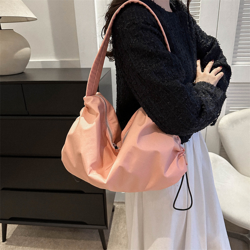 bag_1(BAG2079) กระเป๋าสะพายไหล่ผ้าไนล่อนสีพื้น-ด้านข้างปรับรูดได้