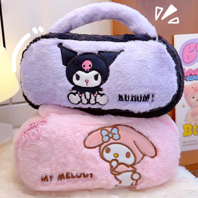 การ์ตูน Sanrio Plush กล่องดินสอน่ารัก Kuromi My Melody กล่องดินสอความจุขนาดใหญ่แบบพกพา Multi-layer Storage กระเป๋าเครื่องเขียน