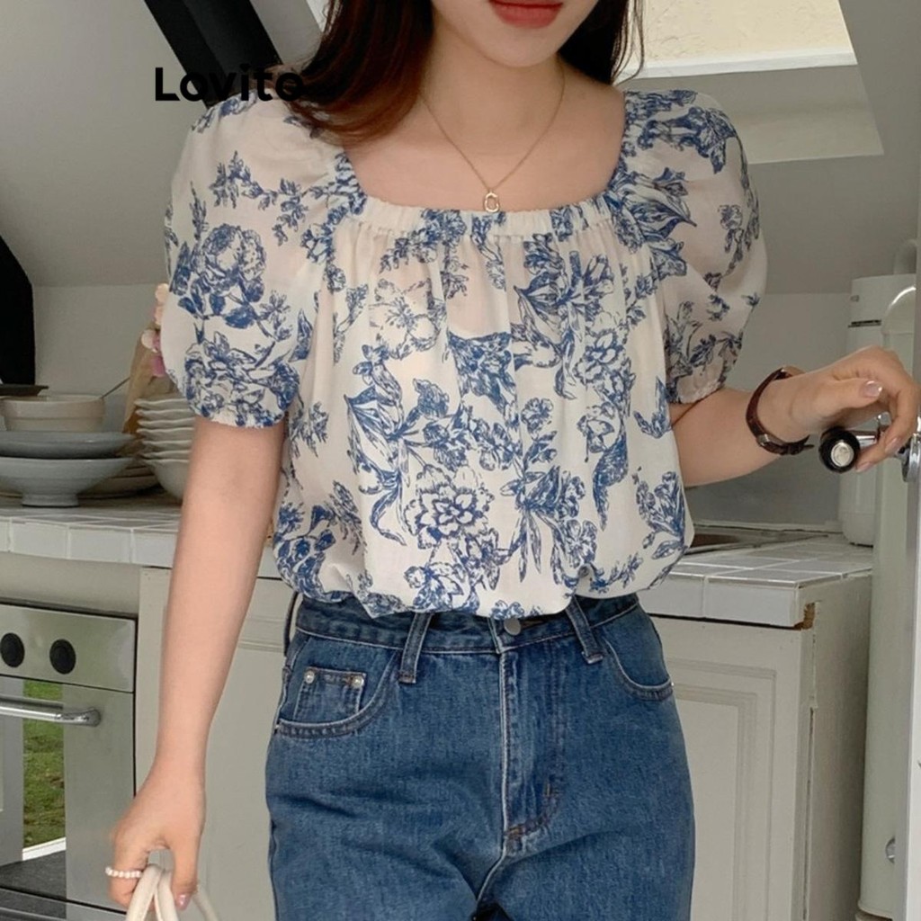 Lovito เสื้อเบลาส์ผู้หญิง ลายดอกไม้ สไตล์หรูหรา LNE71472
