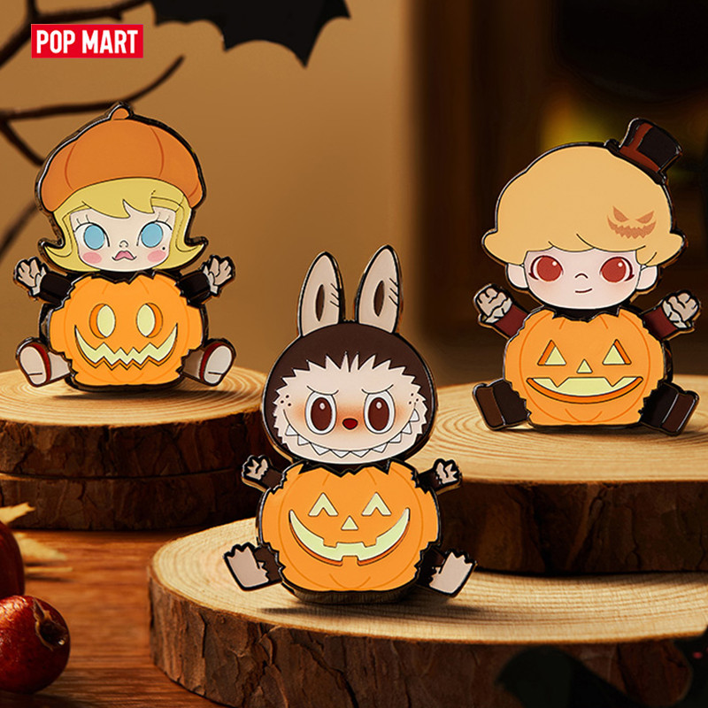 POP MART LABUBU  THE MONSTERS Monster Carnival Pumpkin Badge