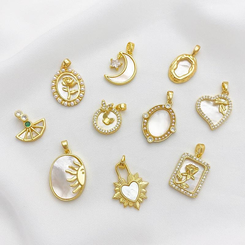 18k ชุบสีทองจริงการเก็บรักษาธรรมชาติ Mother-Of-Shell Zircon Love ดอกไม้จี้ diy Handmade สร้อยข้อมือสร้อยคอจี้เครื่องประดับ