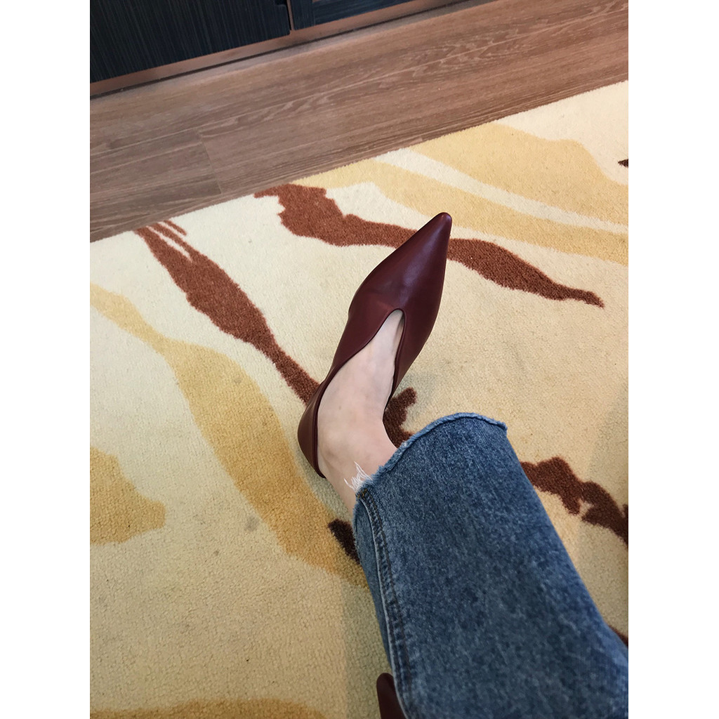 Occalook Pointed Toe ปั๊ม Classy สไตล์ใหม่พร้อมสต็อกแฟชั่นรองเท้าหนังขนาดเล็ก Retro Early ฤดูใบไม้ผลิแบน Casual Low-Heeled Slimmer ดูรองเท้าแต่งงานแม่มดรองเท้า