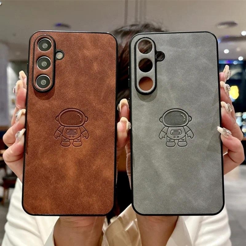 ลายนูนนักบินอวกาศสําหรับ Samsung A55 A54 A53 A35 A34 A25 A15 S21 S22 S23 FE S24 Ultra หมายเหตุ 20 Plus ฝาครอบกันกระแทก