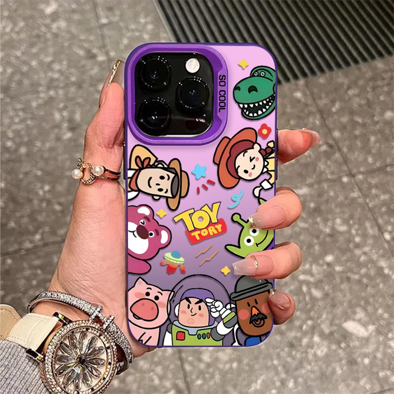 ใช้ได้กับ iPhone 11 12 14 15 13 Pro MAX 14 15 7 Plus XR XSMAX เคสโทรศัพท์ซิลิโคนแข็งด้านพรีเมี่ยม Toy Story ภาพครอบครัว