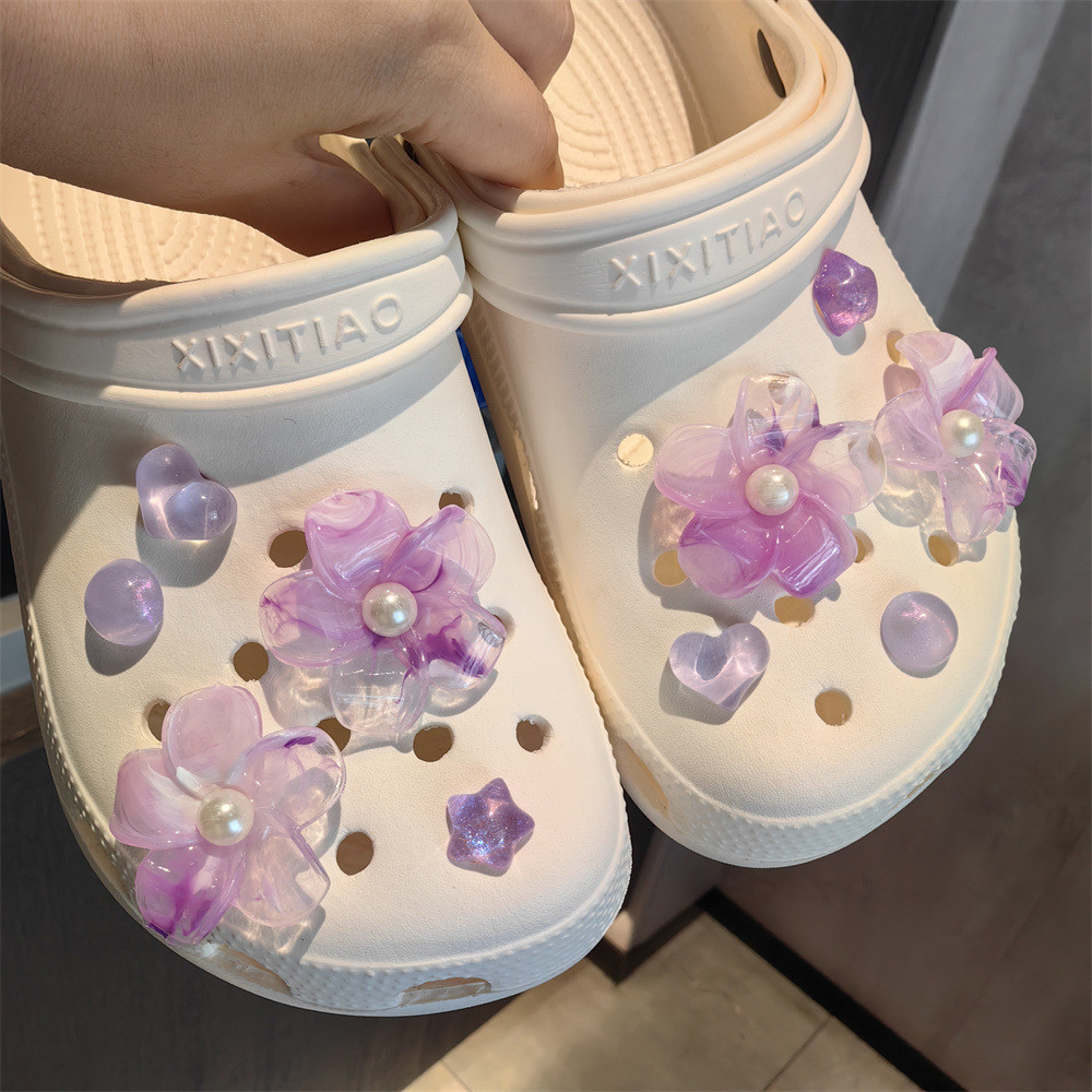 เกาหลีเพิร์ล jibbits สําหรับ Croc Pins ชุดดอกไม้สีม่วง Crocks jibbits Charm Plumeria croccs สําหรับเด็กผู้หญิงรองเท้าอุปกรณ์เสริมตกแต่ง