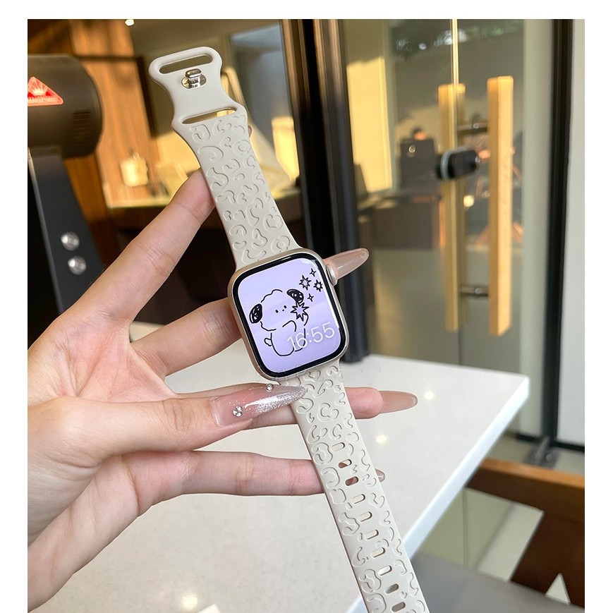 Leisure Sporty เว้าเสือดาวพิมพ์สายรัดซิลิโคนสําหรับ Apple Watch Ultra 2 Ultra Series 10 9 8 7 6 SE 5 4 3 2 1 ขนาด 42 มม.46 มม.49 มม.41 มม.45 มม.44 มม.42 มม.40 มม.38 มม.SmartWatch Band