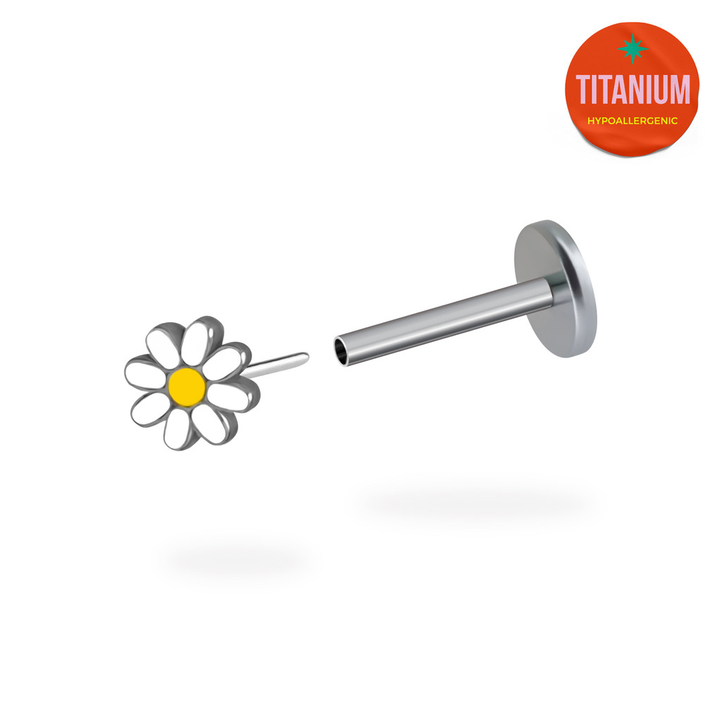 Oh My Daisy Titanium Flatback Earring (1ชิ้น)