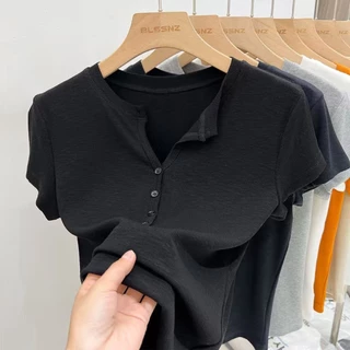 เสื้อยืดแขนสั้นผ้าฝ้ายไม้ไผ่ สีทึบสำหรับฤดูร้อน ทรงคอกลม มีกระดุมที่ไหล่