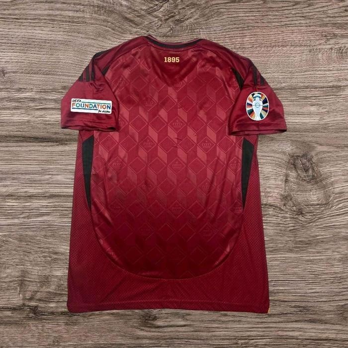 BELGIUM HOME FOOTBALL JERSEY FULL PATCH EUROPEAN CUP 2024 คุณภาพดีที่สุด