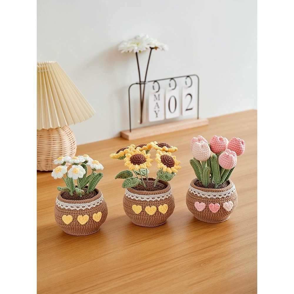 DIY Tulip Bouquet Kit Crochet Yarn Ornament DIY Woven Handmade Eternal Daisy Flower Potted Plant