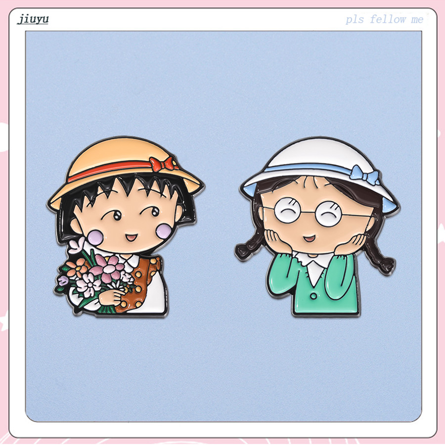 การ์ตูนน่ารัก Momoko Sakura Pin Chibi Maruko Chan อะนิเมะป้ายเข็มกลัดเครื่องประดับของขวัญ