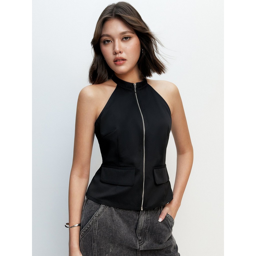[Pomelo] เสื้อครอปสไตล์คล้องคอมาพร้อมซิปหน้า / Zipper Halter Top with Pocket Detail