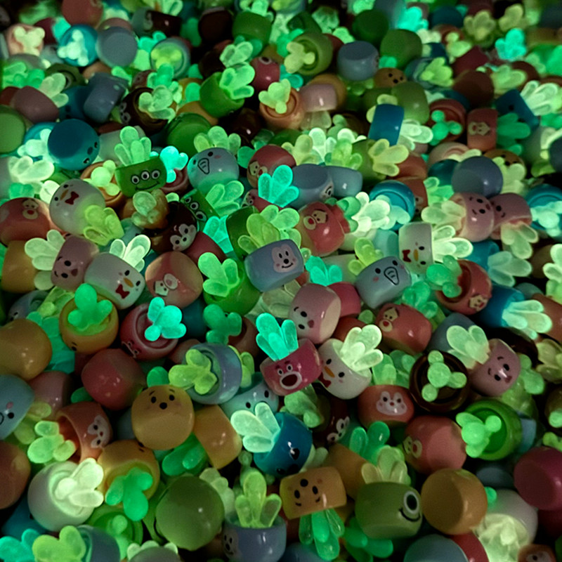 6/12pcs Luminous Succulent กระบองเพชร Miniatures เรซิ่นหัตถกรรม Night Glow กระบองเพชร Figurine สมจริงกระบองเพชรกระถางต้นไม้เครื่องประดับ