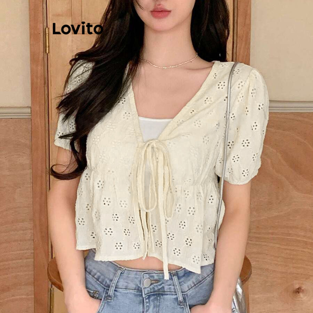 (Trendy) Lovito น่ารักเสื้อธรรมดานัวเนียเหมลูกไม้ขึ้นโบว์เสื้อสําหรับผู้หญิง L88AD175