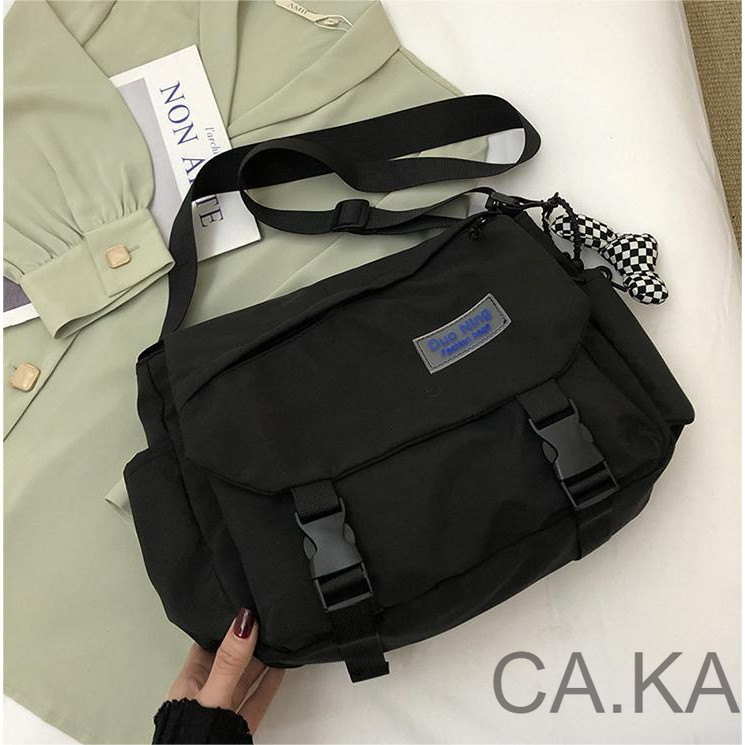 CA.KA กระเป๋าสะพายข้าง กระเป๋าผ้าไนลอน สไตล์เกาหลี สำหรับผู้ชาย/ผู้หญิง จุของได้เยอะ 3สี