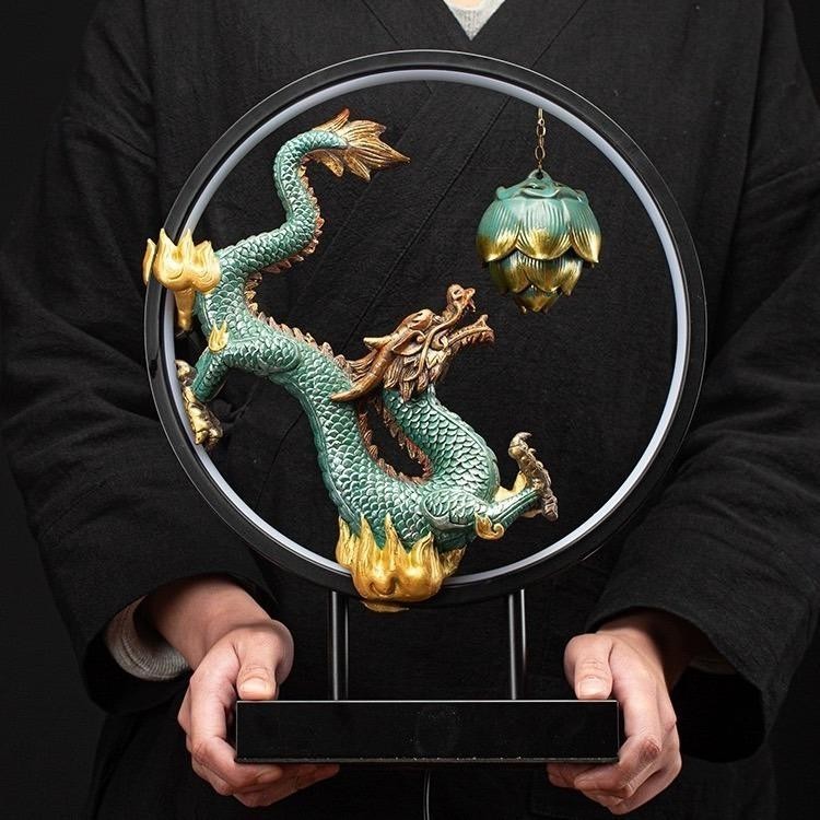 โคมไฟมังกรนำโชค เสริมฮวงจุ้ย วัสดุเป็นงานเรซิน/เซรามิคสูง 40CM สำหรับตกแต่งบ้าน ห้องนั่งเล่น ร้านค้า
