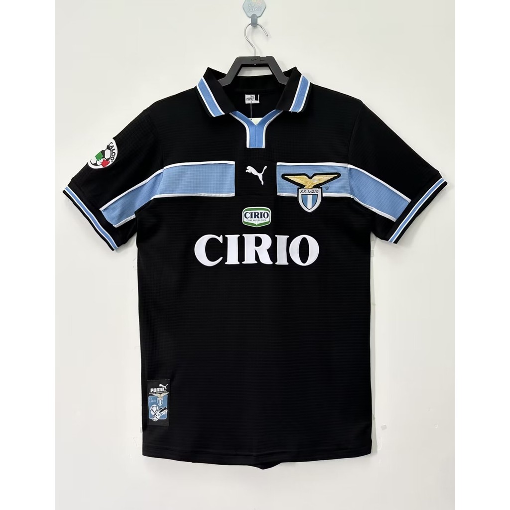 1998-99 Lazio away เสื้อยืดแขนสั้นฟุตบอลย้อนยุคสีดํา