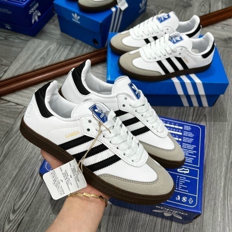 ADIDAS samba คลาสสิกสีขาวรองเท้าผู้ชายผู้หญิง samba รองเท้าผู้ชายผู้หญิง samba รองเท้า