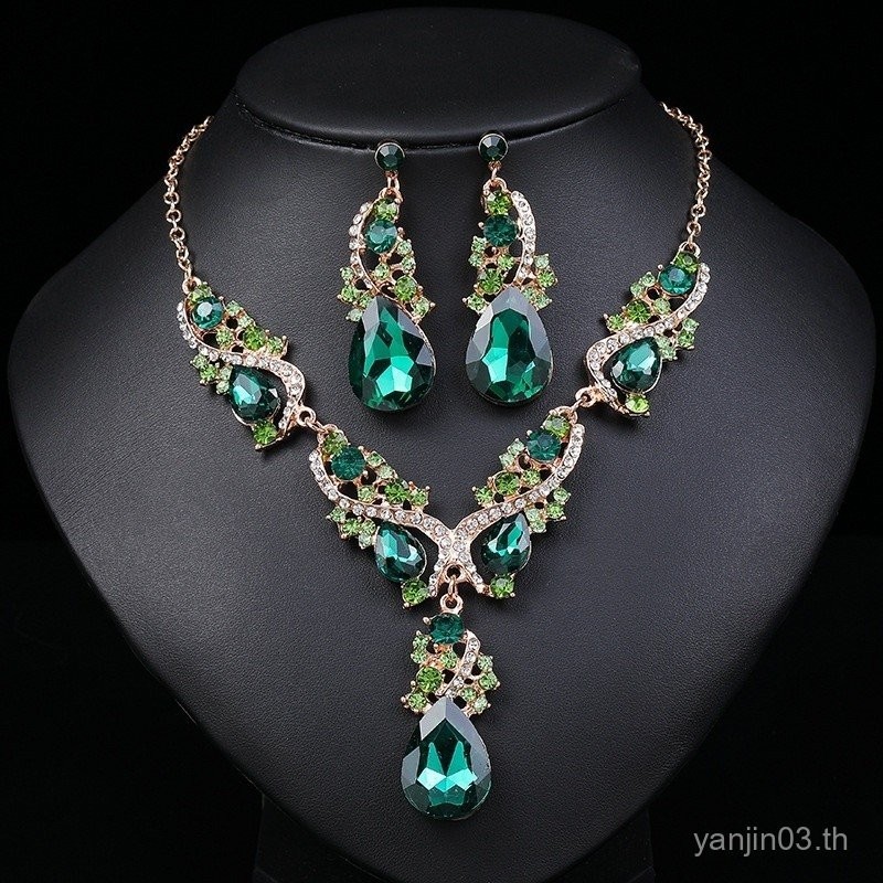 สร้อยคอมิกซ์และต่างหูสำหรับ 여성 สไตล์แฟชั่นยอดนิยมพร้อมชุดอุปกรณ์เสริม คอลเลกชัน 4048 BPP