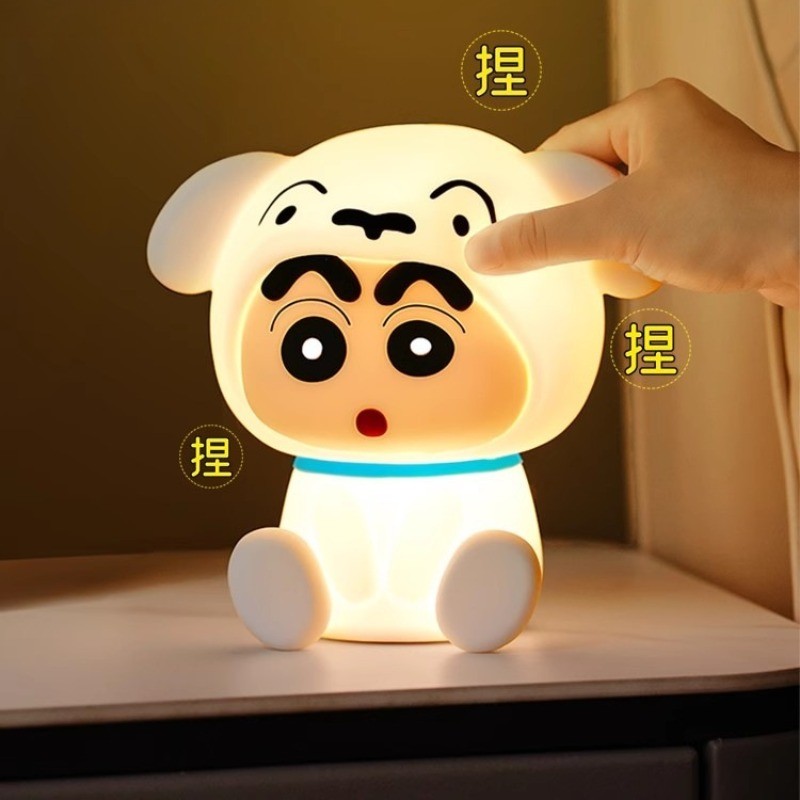 Crayon Shin-Chan ซิลิโคน Night Light 3 ระดับหรี่แสงได้ Touch Control Soft Glow โคมไฟสําหรับห้องเด็กเนอสเซอรี่ตกแต่งเดสก์ท็อปข้างเตียง