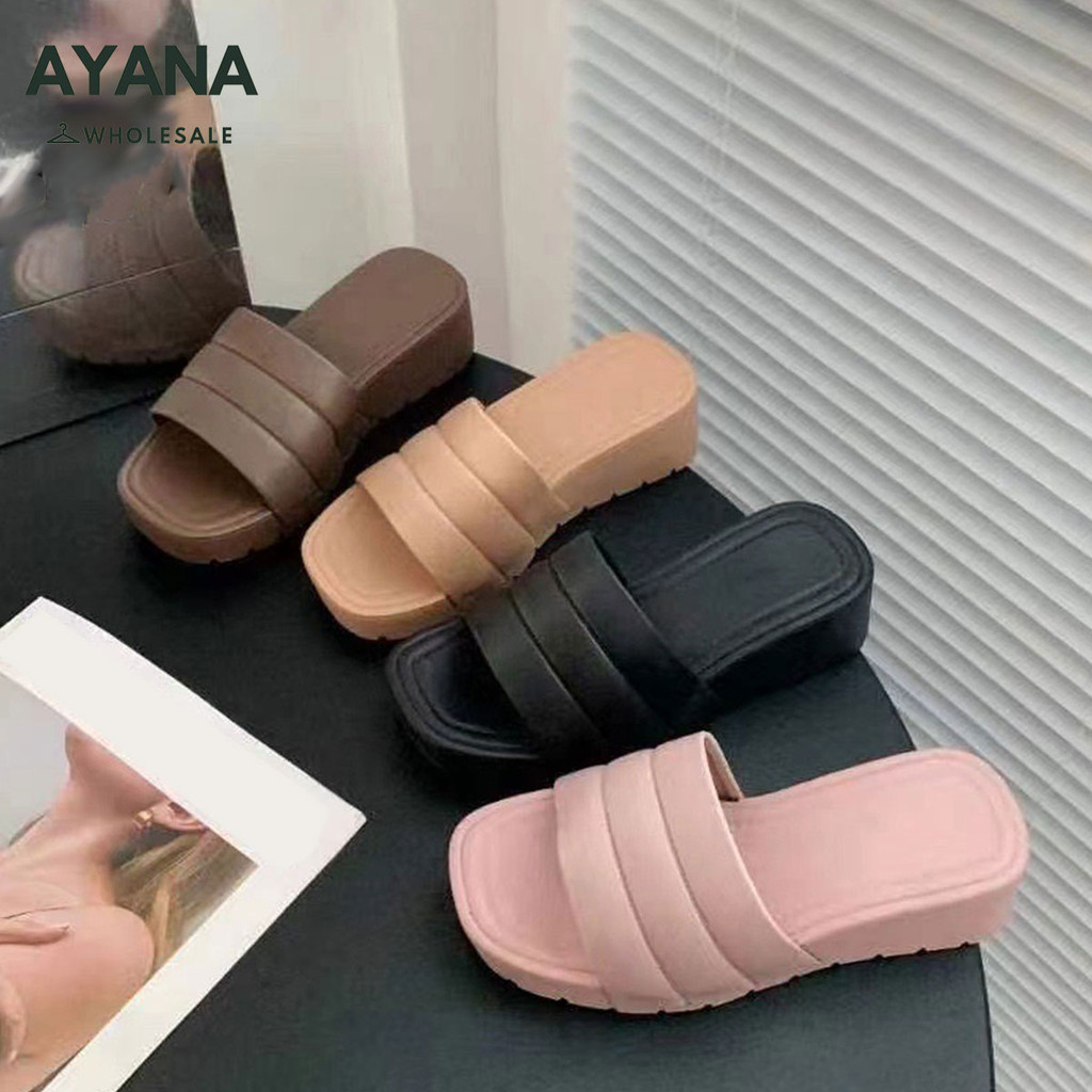 แบบใหม่ล่าสุด รองเท้าแฟชั่นสำหรับผู้หญิง ส้นหนา มีหลายสี