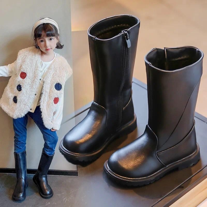 สาวรองเท้ายาวสีดําหนัง ปู่ เด็กสูงรองเท้า2024ฤดูใบไม้ร่วงฤดูหนาวแฟชั่นขนสัตว์อบอุ่นเด็กรถจักรยานยนต์รองเท้าที่เรียบง่ายคลาสสิก