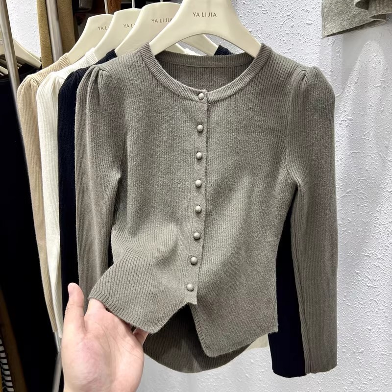 เสื้อสเวตเตอร์คอกลมผู้หญิงสไตล์เกาหลีสลิมฟิตสั้น