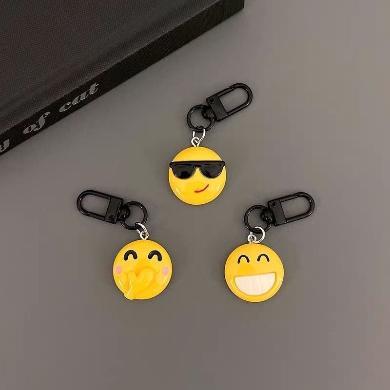 keychainOrnamental gift表情钥匙扣可爱卡通笑脸挂创意学生情侣包包书包闺蜜挂饰礼物20250815