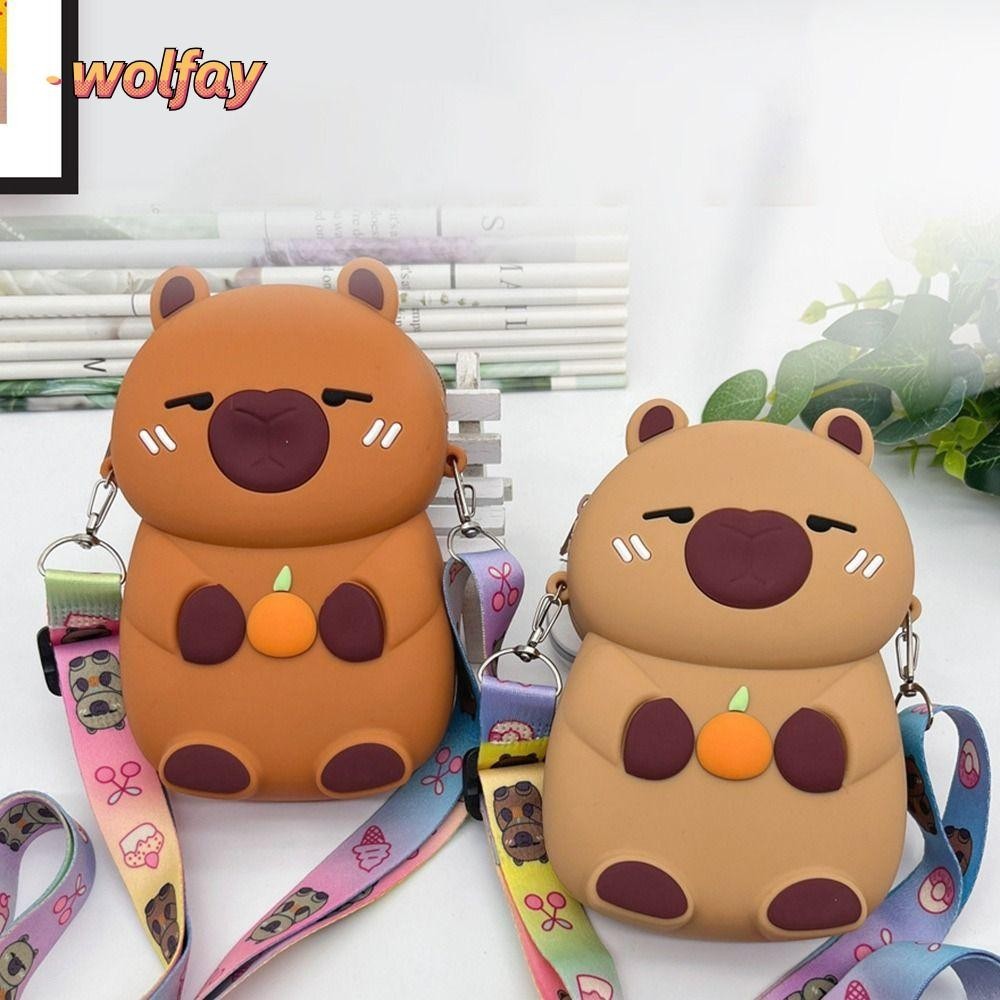 Wolfay 1 ชิ้นกระเป๋าซิลิโคน, ของขวัญน่ารัก Capybara กระเป๋า, น่ารักพร้อมที่จับอะนิเมะการ์ตูนตัวเลขกระเป๋าเหรียญสําหรับเด็ก