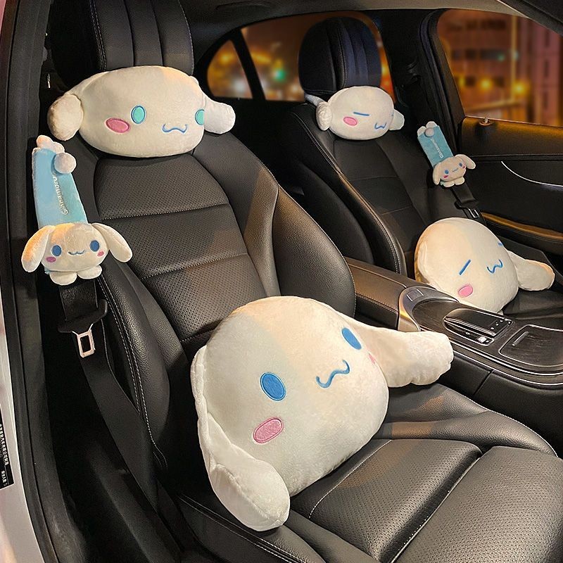 Cinnamoroll Car Seat Neckrest (45*15 ซม.) เบาะรองหลัง (75*30 ซม.) พร้อมที่หุ้มเข็มขัดนิรภัยอุปกรณ์ตกแต่งภายในรถยนต์