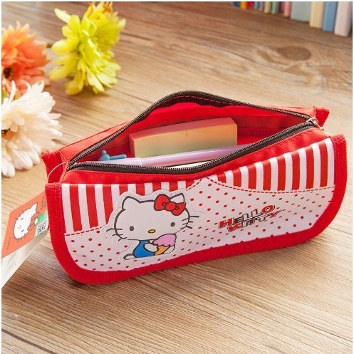 [ พร้อมส่งจากร้านไทย]ลิขสิทธิ์แท้ % Sanrio กระเป๋าดินสอคิตตี้ มีช่องกว้างขวางดีมีหลายช่องจุดีค่ะสำหรับเด็กๆสาวกคิตตี้