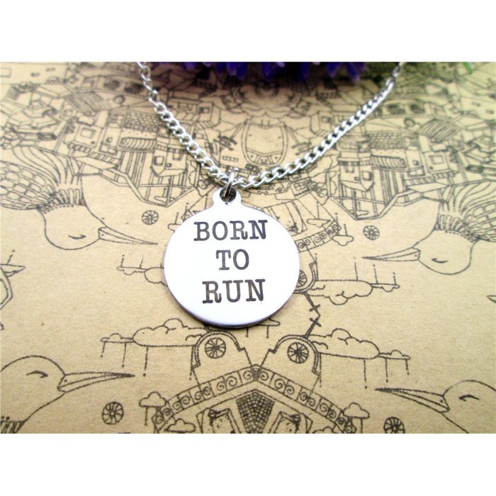 BORN TO RUN - สร้อยคอสแตนเลส