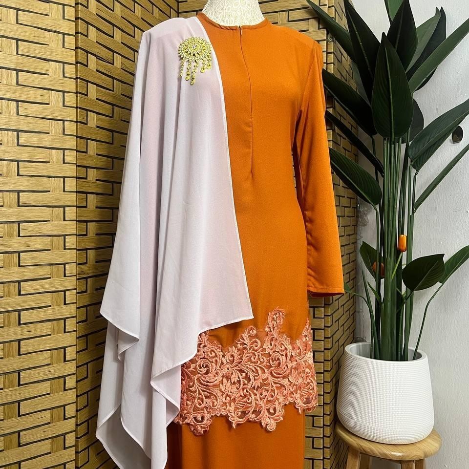 RIAU NAYLA LACE BY HELLAS พิเศษ