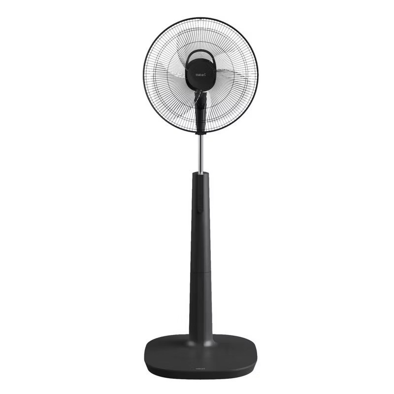 ราคารวมภาษีมูลค่าเพิ่ม พร้อมส่ง พัดลมยืดคอ พัดลมทรงสูง Slide Fan HATARI พัดลมตั้งพื้น 18 นิ้ว รุ่น P
