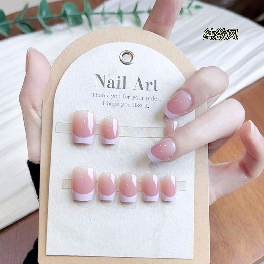 Cats Eye Blush French Wearable Nail Patch Patch สั้นผลิตภัณฑ์สําเร็จรูปนักเรียนไวท์เทนนิ่งเล็บปลอมที่ถอดออกได้สั้นสวมใส่เล็บ art25.7.13