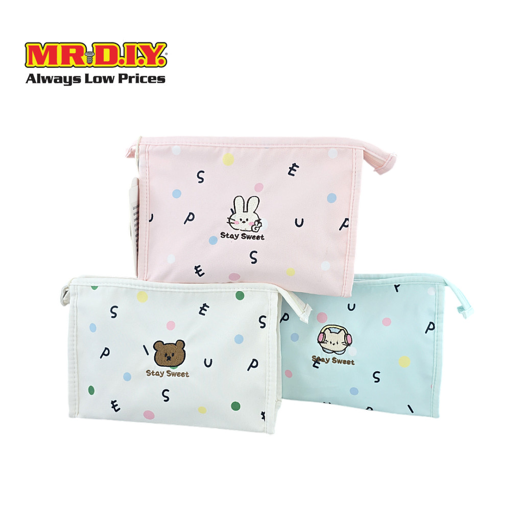 MR.D.I.Y. กระเป๋าใส่เครื่องสำอางค์อเนกประสงค์ ลายตัวอักษร ขนาด 6 X 22.5 X 15.5 ซม.