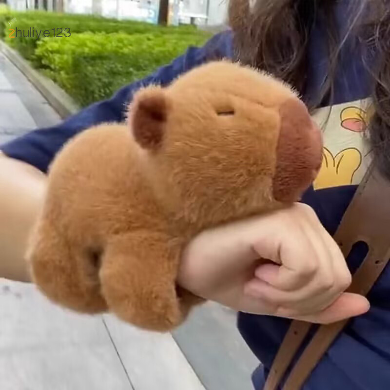<จูลี่เย่123> สร้อยข้อมือข้อมือนอนลงตุ๊กตา คาปิบาระ ตุ๊กตา สแน็ป แหวนของเล่นตุ๊กตาน่ารักน่าเกลียดน่ารักตุ๊กตาดี