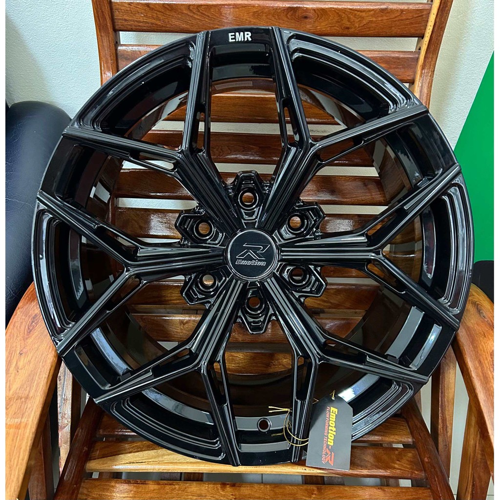 ล้อแม็ก ขอบ18 Emotion-R VS-3 18X9.0 6H139.7 ET+15 CB106 สีดำเงา🔺ราคา1วง แถมจุ๊บเหล็ก