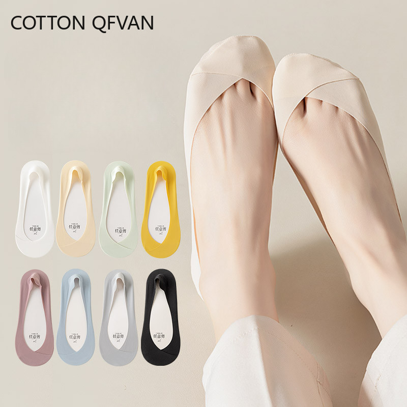 คิวเอฟวาน ผู้หญิงฤดูร้อนบางเฉียบสีทึบ คริสครอส ถุงเท้าซับผ้าไหมน้ําแข็งที่มองไม่เห็น ป้องกันการแรงเสียดทานซิลิโคนถุงเท้าเรือ