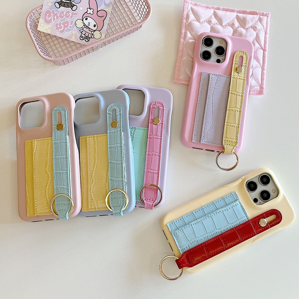 เกาหลี Spliced สีสีชมพูสีฟ้า Wrsitband ช่องใส่การ์ดกระเป๋าหนัง PU สําหรับ iPhone 16Promax 15Promax 13 14 Pro Max กันกระแทกผู้หญิงฝาครอบมือถือ