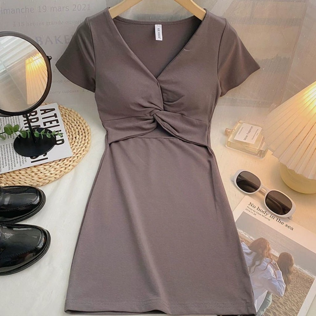 300 ชิ้นใหญ่มม.v พัฟแขนสั้นสั้นสไตล์ mmv คอปกแขนสั้นสาวฮอต20250730