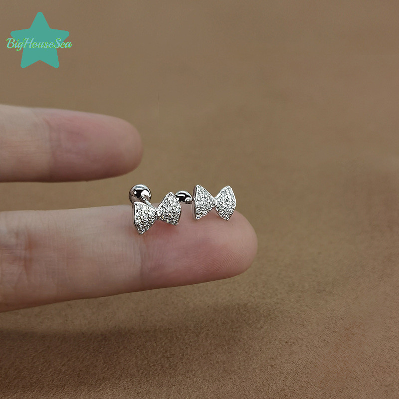 [BigHouseSea] Charming ต่างหูโบว์ขนาดเล็กสําหรับผู้หญิงประณีตสกรูขาน่ารักหูกระดูก Studs เทรนด์แฟชั่นเครื่องประดับหูของเด็กผู้หญิงใหม่