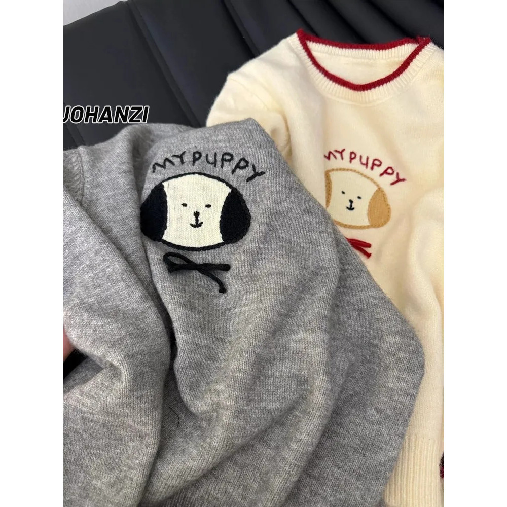 ดูโอฮันซี เสื้อกันหนาวผู้หญิงโบว์น่ารักลายลูกสุนัขเสื้อกันหนาวข้าวเหนียวนุ่มคอกลมถักเสื้อกันหนาวด้านบน