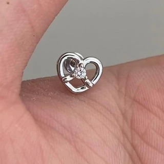 Jinjoo set 4 ชิ้น จิวต่างหู รุ่น Glittering Heart Charms set 4 แบบ 4 สไตล์ ก้านหนา 0.8 (สแตนเลส 316)