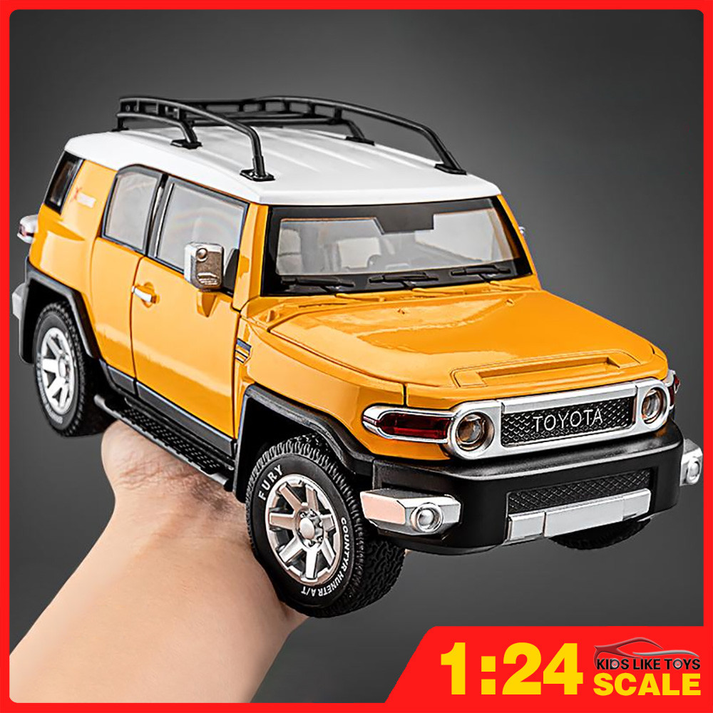 Klt 1:24 Toyota FJ Cruiser รถโมเดลรถโลหะผสมรถของเล่นคอลเลกชันของขวัญสําหรับเด็กเด็กผู้หญิง