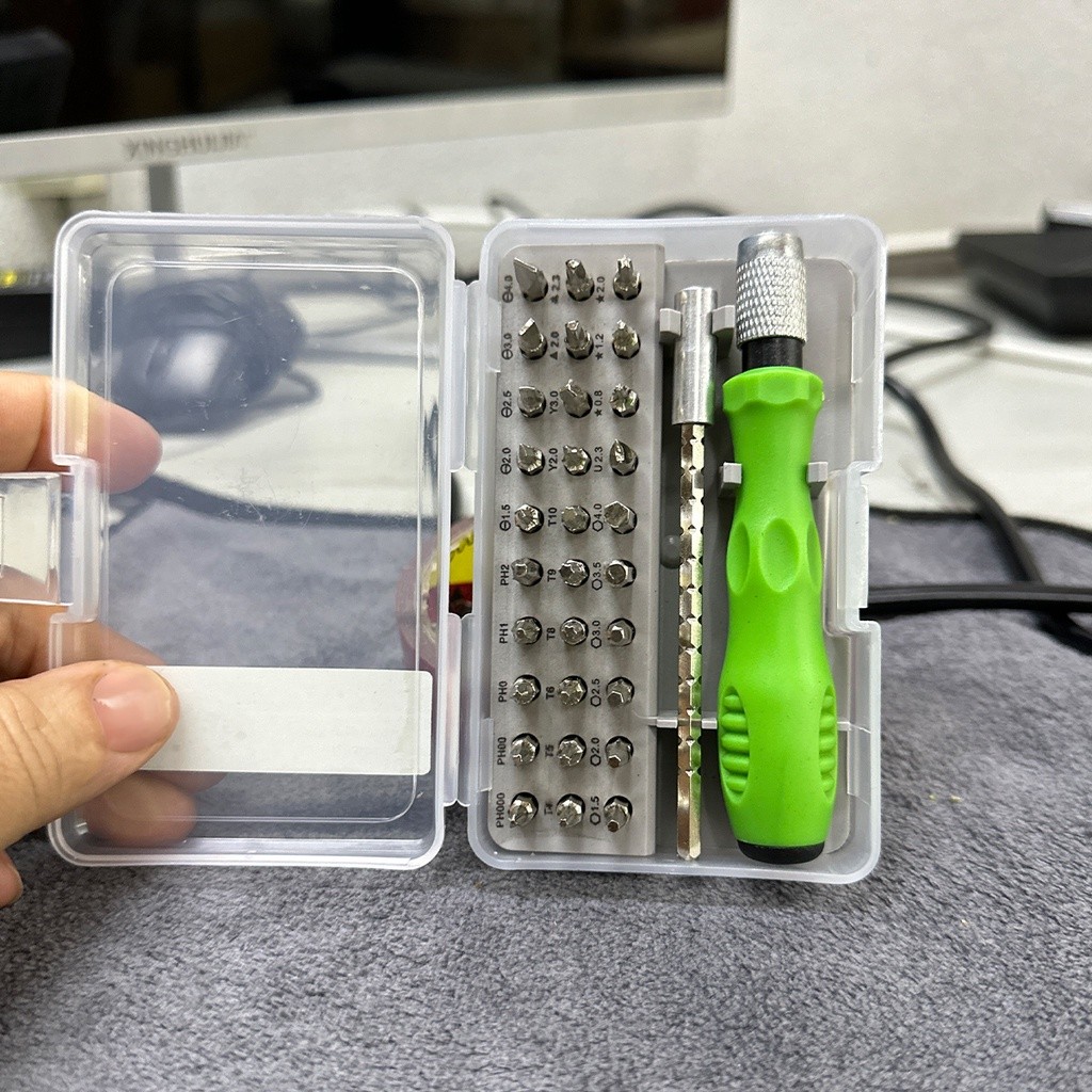 ชุดไขควงรวมอเนกประสงค์ 32ใน1 เปลี่ยนหัวได้ ซ่อมศัพท์มือถือ ซ่อมนาฬิกา(พร้อมส่งค่ะ) G2997 - รูปที่ 2