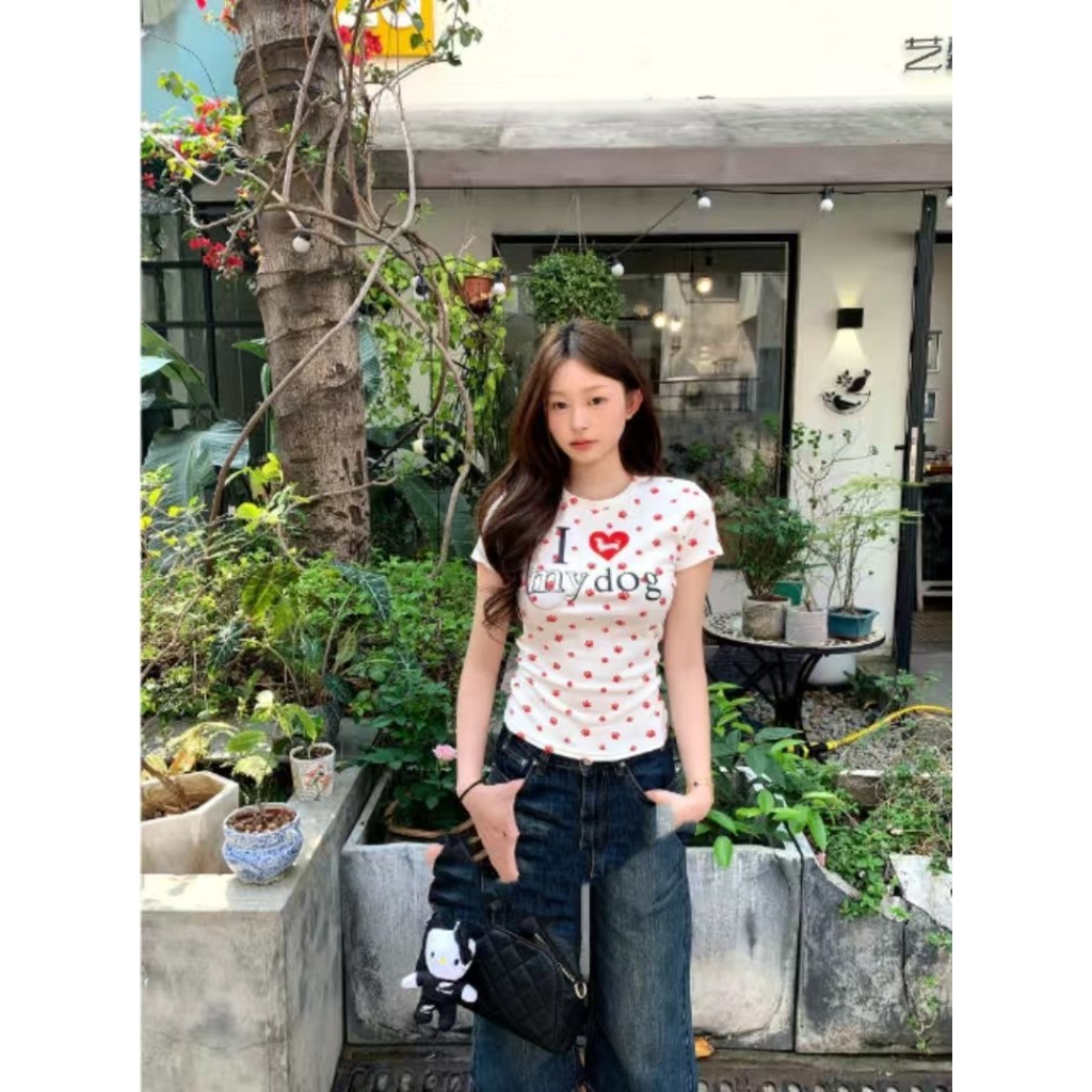 American Vintage Dog Paw Full Print เสื้อยืดผู้หญิงฤดูร้อน Crop Top