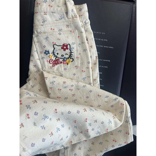 belin star ยีนส์ กางเกงยีนส์ลำลองปักลายแมว KT สีขาวสำหรับผู้หญิงกางเกงขาตรงลายดอกไม้ย้อนยุคดูผอมหวาน