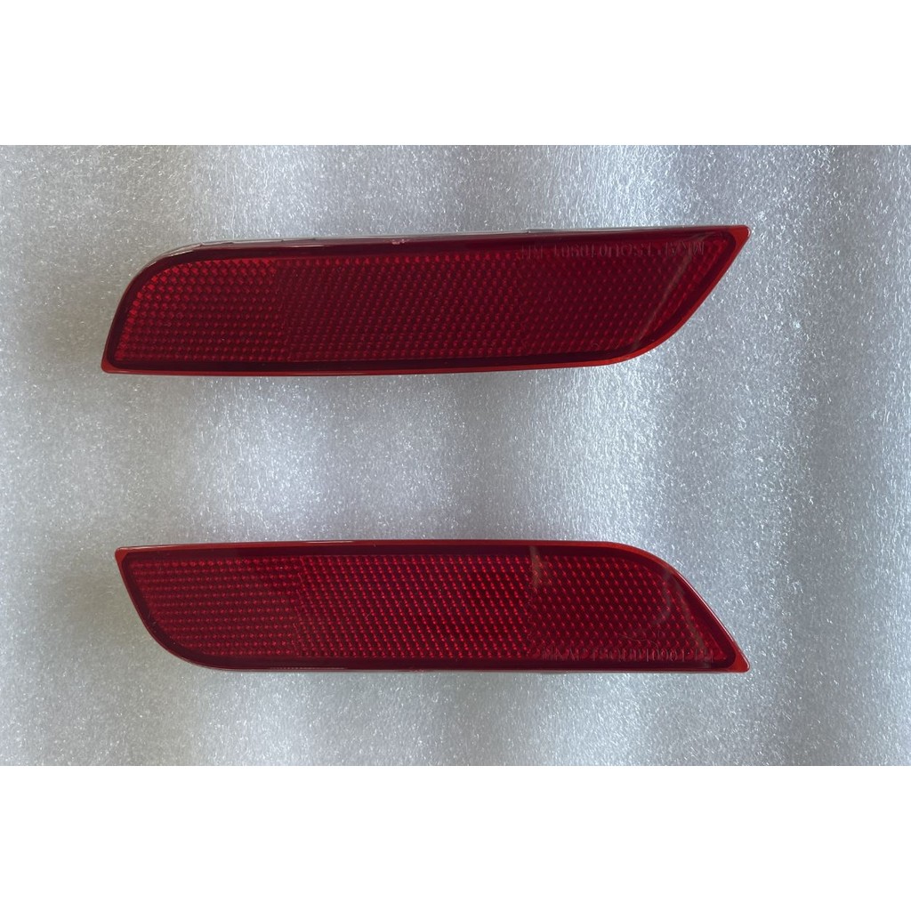 Red Fir SEQUOIA US 2001-2004 ด้านหลังกันชน Reflector 81920-0C010 81910-0C010