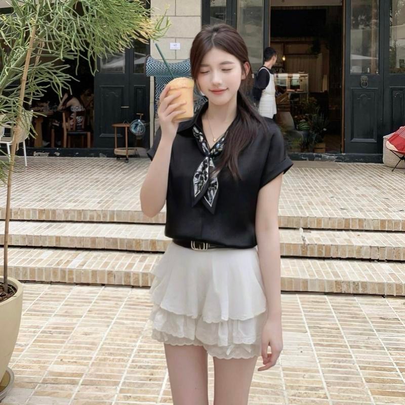 Dahong🧡 99159  เสื้อเชิ้ตผู้หญิงแขนสั้นไซส์ใหญ่ ผ้าซาตินเนียนนุ่ม  แฟชั่น อินเทรนด์  เสื้อสตรีระดับไฮเอนด์ อเนกประสงค์ - รูปที่ 4